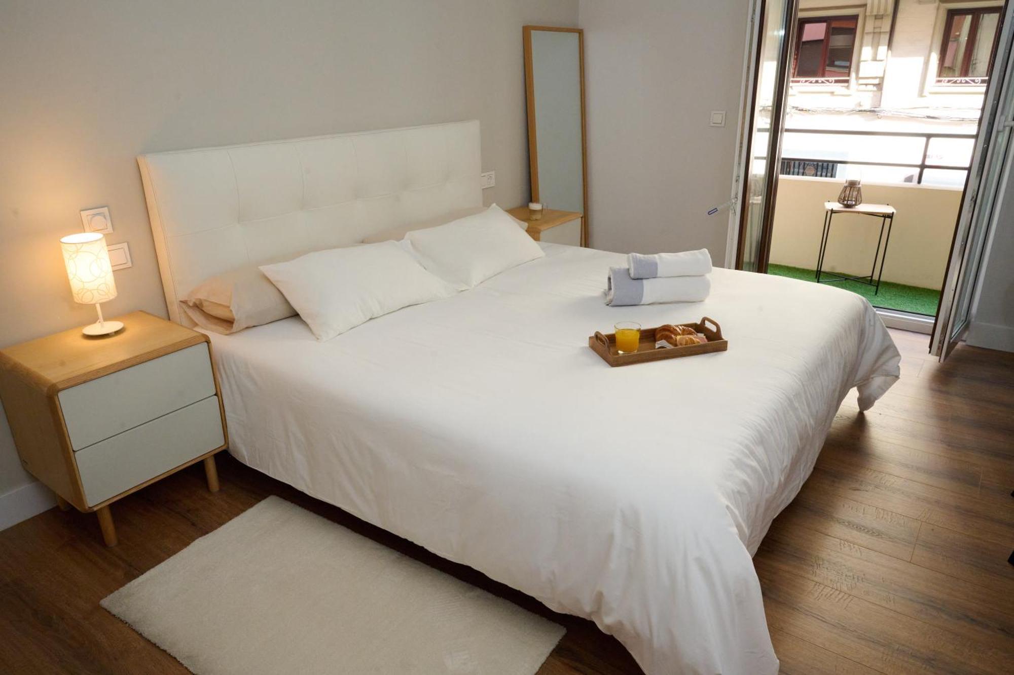 Apartamento Nuevo Lujoso Suites Centro Bilbao Wifi ,Parking Gratis Eksteriør bilde